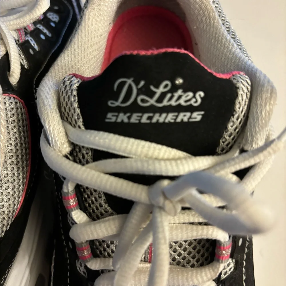 Skechers D'Lites Black and Pink Sneakers Size 8.5